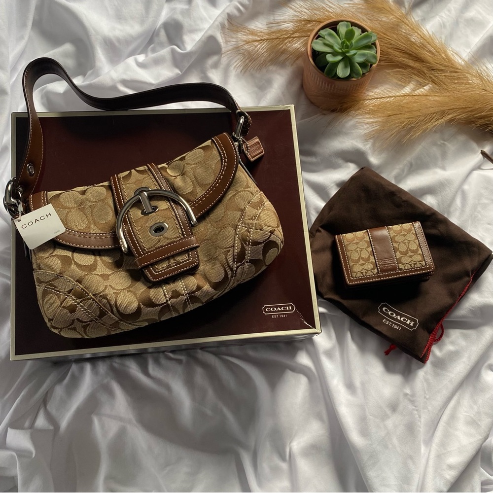 NWT coach shoulder bag and wallet set